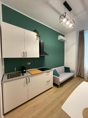 Deluxe Apartment | Living area - Moor Assarotti Suites - City Center (Genoa)
