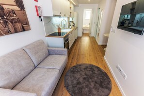 Classic Apartment, 1 Queen Bed | Interior - White Angels by Portas do Sol Apartments (Lisboa)