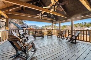 Terrace/patio - New Listing, Private Pool House, Hot Tub, Game Room, Mountain Views (Sevierville)
