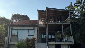 Maison, 5 chambres, patio, vue jardin | Extérieur