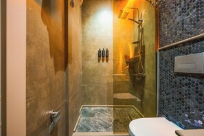 Standard Double Room, City View | Bathroom - Lab Otel 103 (Antalya)