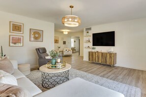 Interior - Great for Families! Desert Oasis 2 Mi to Old Town (Scottsdale)