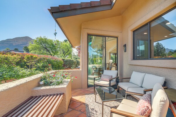 Walk Or Bike To Cathedral Rock! Home W/ Views - Sedona, AZ
