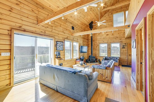 Family Friendly! Secluded Worcester Haven w/ Deck