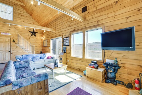 Family Friendly! Secluded Worcester Haven w/ Deck