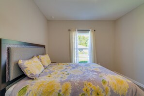 Apartment (3 Bedrooms) | Interior - Family Home w/ Yard Near WEC & Silver Springs SP (Ocala)