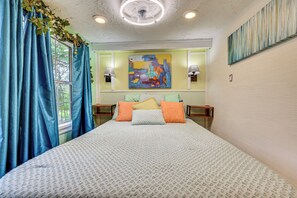 Interior - Lakefront Keystone Heights Studio w/ Dock Access (Keystone Heights)