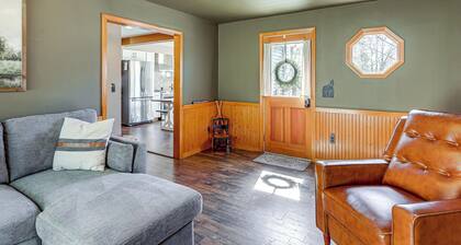 3 Mi to Lake George & Village: Family Home w/ Deck