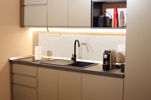Private kitchen - Vrbo Property (Napoli)