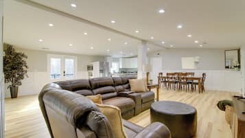 Rumah (Multiple Bedrooms) | Interior