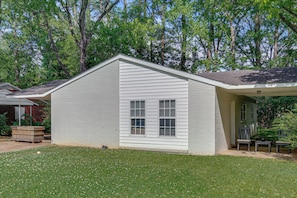 A single-story building with a gabled roof, a covered porch, and a small front yard. - Great for Group & Work Stays! Decatur Unit By Dtwn (Decatur)