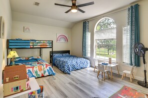 Interior - Fun for All Ages! Spacious Home in Richmond (Richmond)