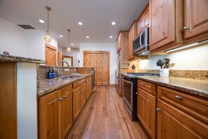 Fridge, oven, stovetop, coffee/tea maker - WAT01 | Newly Listed | A/C | Downtown | Yampa River Views | Gas Grill | Pet Frie (Steamboat Springs)