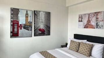 Comfort appartement, uitzicht op stad | Een laptopwerkplek, gratis wifi
