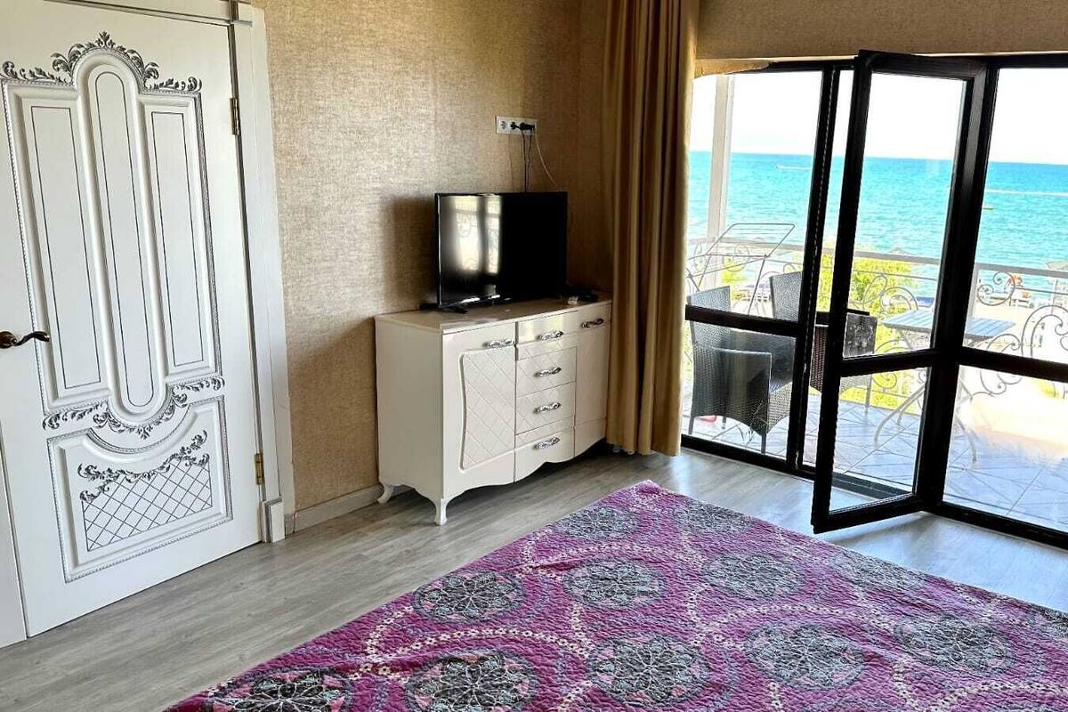 Deluxe Triple Room, Balcony, Lake View