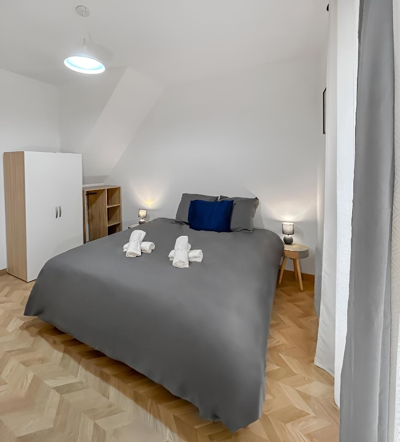 3 chambres, bureau, fer et planche à repasser, Wi-Fi gratuit