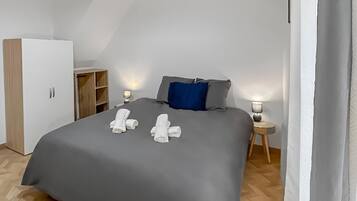 3 chambres, bureau, fer et planche à repasser, Wi-Fi gratuit