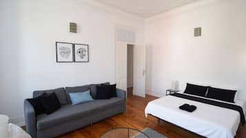 Comfort Double Room, 1 Queen Bed | Desk, free WiFi
