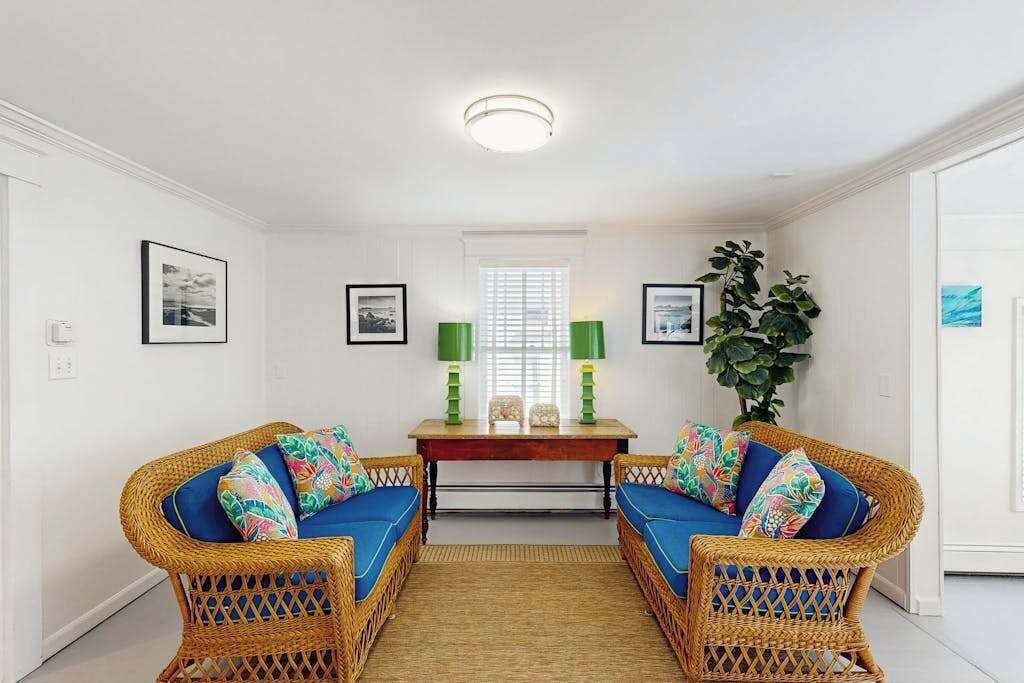 Upgraded Dog-friendly Home 1.5 Blocks To Beach With Lovely Backyard & Pool - Rehoboth Beach, DE
