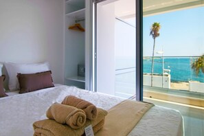 Iron/ironing board, WiFi, bed sheets - Phaedrus Living: Seaview Flat Lighthouse 49 (Paphos)