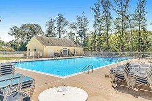 Pool - Grande at Canal Pointe 1st floor condo w/shared pool, tennis court & gym (Rehoboth Beach)