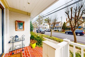 Property grounds - Town of Rehoboth Beach dog-friendly home with fireplace & W/D - walk everywhere (Rehoboth Beach)