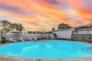 Pool - Rehoboth Beach House-Inviting space with pool, fast WiFi, & W/D (Rehoboth Beach)