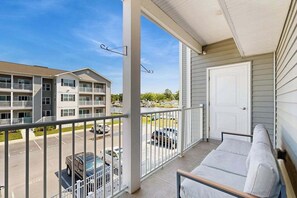 Property grounds - Bayfront Condo | Pool, View, Near Lewes Beaches (Lewes)