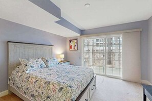 Iron/ironing board, WiFi, bed sheets - Rehoboth Crossing Townhouse: Pool, AC and minutes from downtown Rehoboth Beach (Rehoboth Beach)