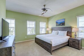 Iron/ironing board, WiFi, bed sheets - Coastal Luxury & Community Charm: Your Rehoboth Beach Retreat (Rehoboth Beach)