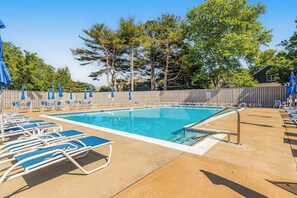 Pool - Sanibel Village condo 3 pools, tennis/pickleball, community grill, AC, & W/D (Rehoboth Beach)