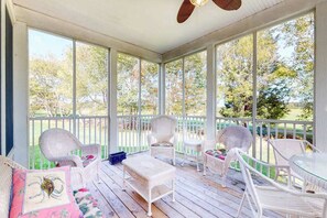 Property grounds - Bear Trap Dunes townhouse with gas grill, fireplace, free WiFi, & fitness room (Ocean View)