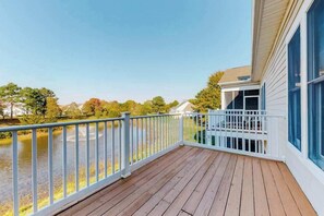 Terrace/patio - Bear Trap Dunes 2nd floor condo w/ golf on-site, fireplace, and free WiFi (Ocean View)