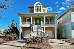 Exterior - The Peninsula house w/ indoor/outdoor pools, on-site golf & tennis/pickleball (Millsboro)