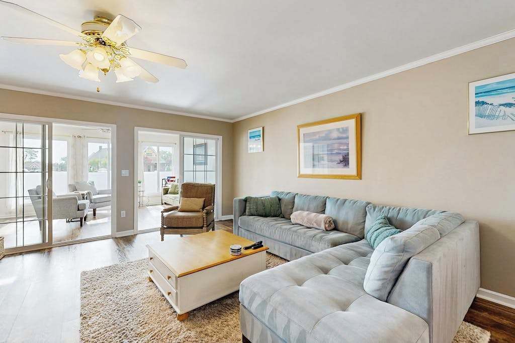 Taramino Spacious Townhouse W/shared Pool, W/d & Free Wifi - Lewes, DE