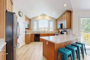 Fridge, microwave, oven, stovetop - Dog-friendly home 3.5 blocks to beach w/private hot tub, balconies, firepit, AC (Rehoboth Beach)