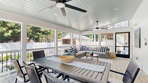 Outdoor dining - Rehoboth Beach spacious house w/private pool, hot tub, close to beach (Rehoboth Beach)