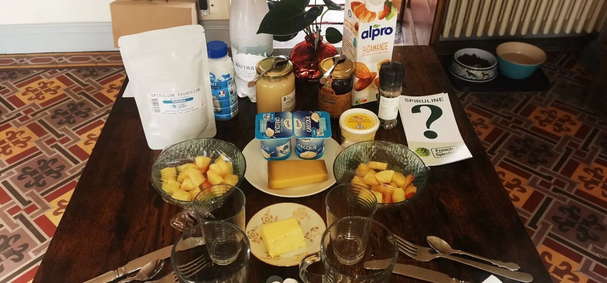 餐飲