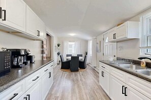 Fridge, microwave, oven, stovetop - Dog-friendly Rehoboth Beach gem steps from beach & boardwalk with fast WiFi (Rehoboth Beach)