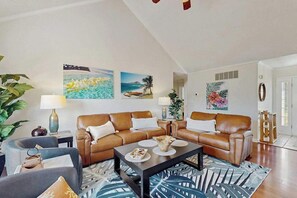 TV - Maplewood spacious house w/shared pool, W/D & free WIFI (Rehoboth Beach)