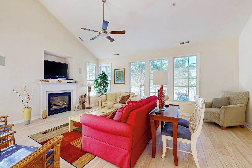 TV, fireplace, DVD player