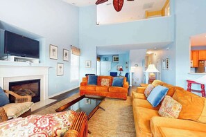 TV, fireplace, DVD player - Bear Trap Dunes 2nd floor condo w/ basketball court, free WiFi, and shared sauna (Ocean View)