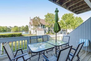 Outdoor dining - 1st-floor Sea Colony Tennis condo with gym, tennis court, & pool (Bethany Beach)