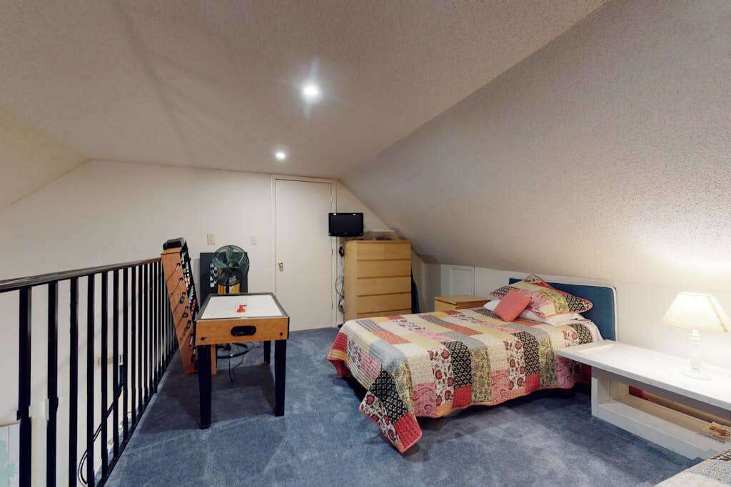 熨斗/熨衫板、Wi-Fi、床單