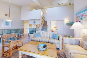TV, fireplace, DVD player, stereo - 2nd-floor Sea Colony condo with deck, fast WiFi, & pools/tennis/hot tub (Bethany Beach)
