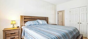 Sandpiper Villages condo with fast WiFi, private patio & more - near the beach