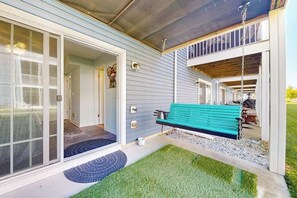 Terrace/patio - Rehoboth Crossing townhome with pool, trails, EV charger, gym, balcony (Rehoboth Beach)