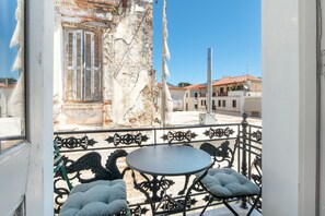 Property grounds - King Aristodemus – Room with King-Size Bed and Balcony (Kalamata)