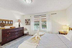 Desk, iron/ironing board, WiFi, bed sheets - Piney Glade dog-friendly house w/private hot tub, close to restaurants (Rehoboth Beach)