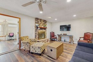 TV, offices - Dog-Friendly Rehoboth Beach Retreat w/ central AC, Updated Kitchen & Fire Pit (Rehoboth Beach)